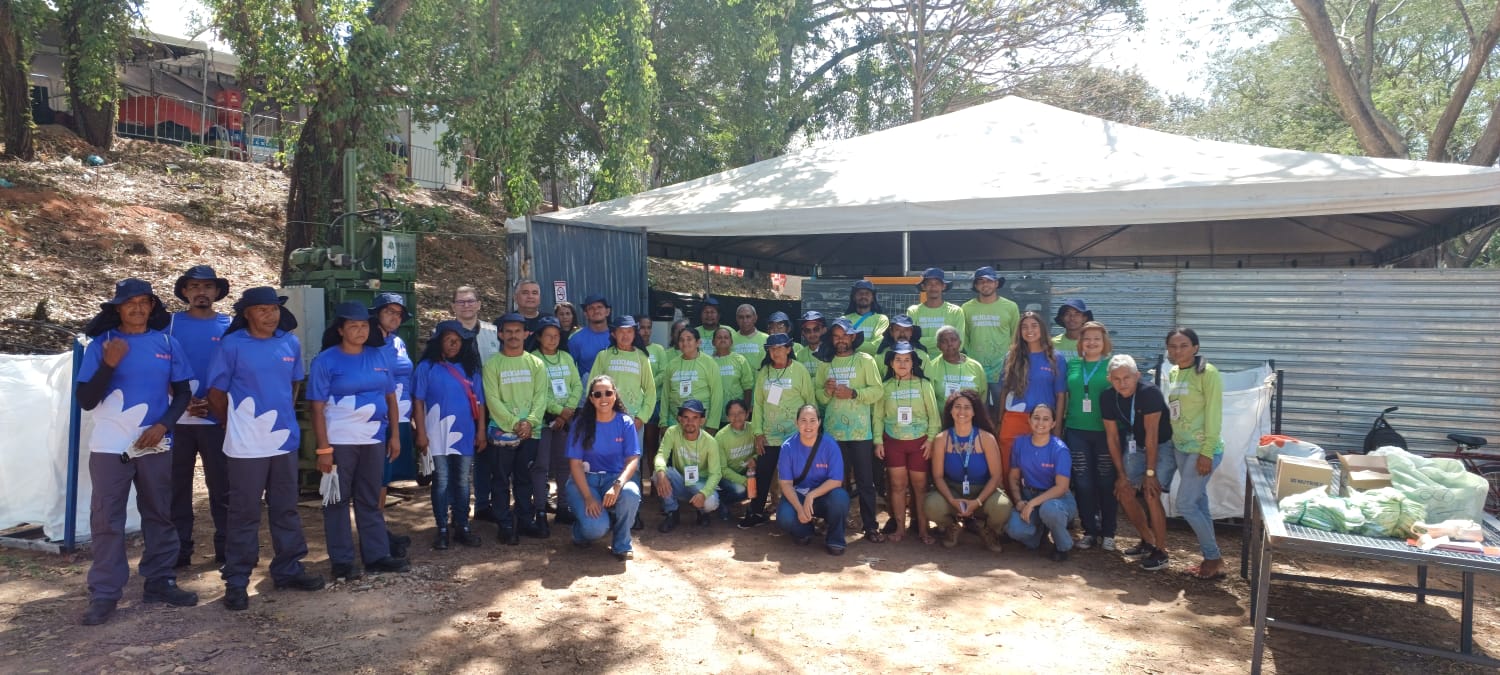 Semace colabora com órgãos ambientais e associação de catadores em evento no Crato