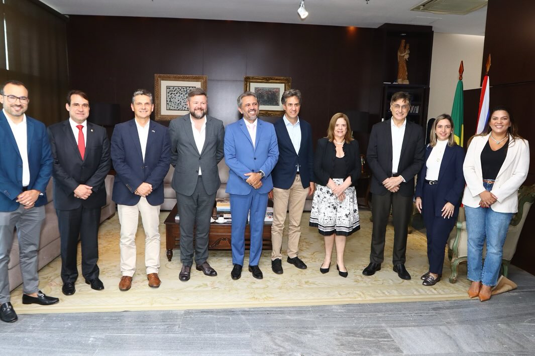 Superintendente participa de reunião com governador Elmano e ministro do Reino Unido