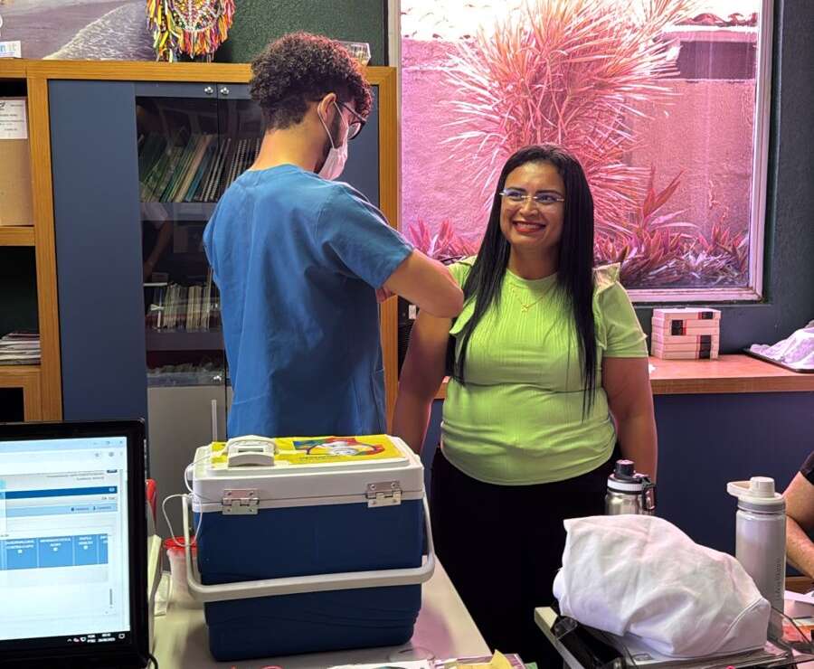 Semace promove vacinação de servidores contra gripe, tétano, hepatite B e outras doenças, em parceria com a SMS