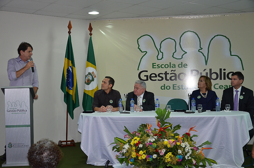 11.11.2014-Inauguraºúo-ampliaºúo-e-reforma-EGP-192