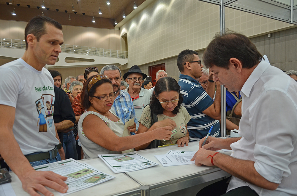 13.12.2014---Entrega-de-escrituras-Papel-da-Casa-223