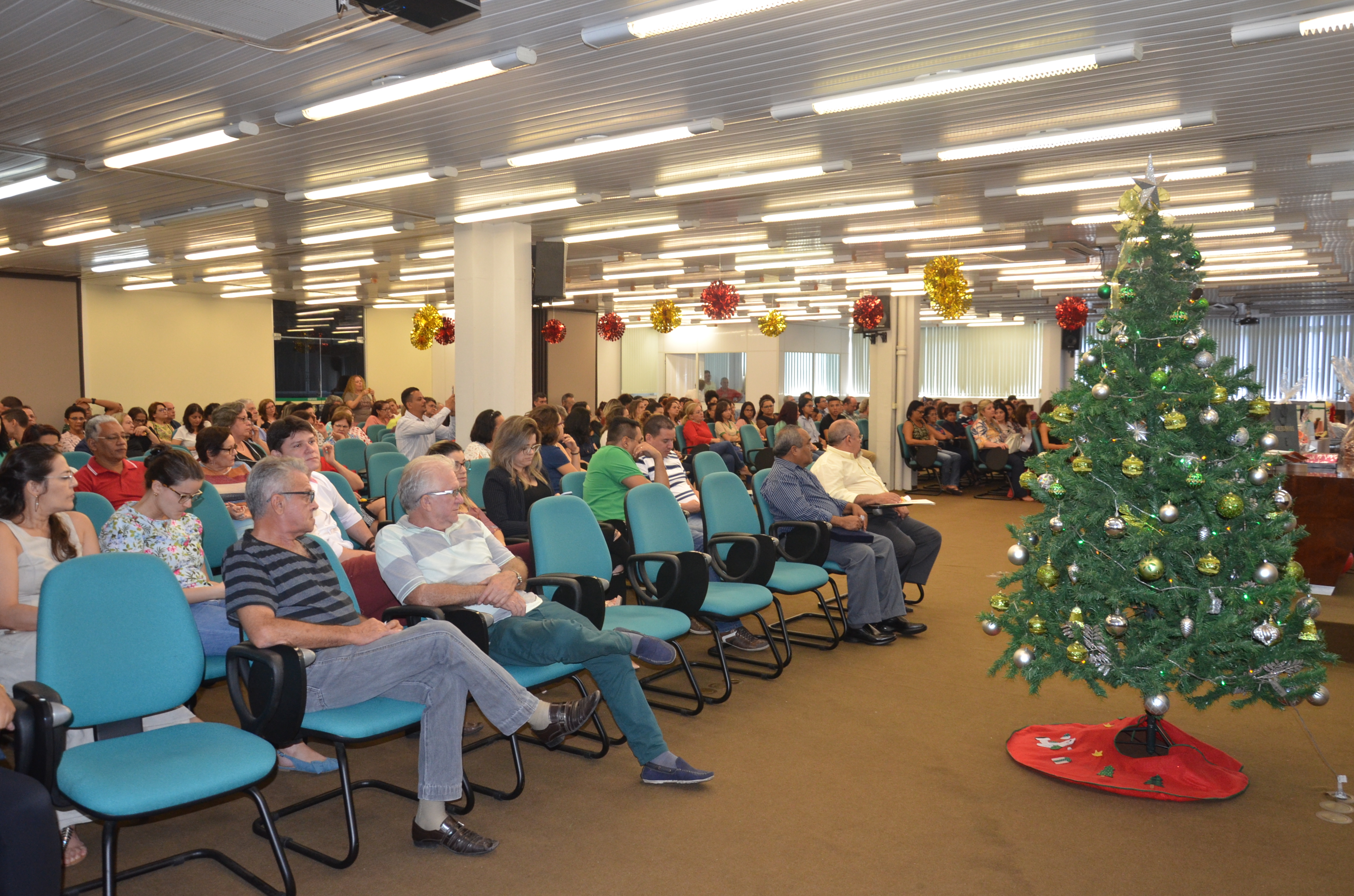 Servidores e colaboradores da Seplag se emocionam em confraternização de Natal