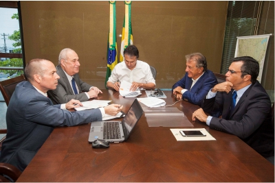 Governo fecha parceria e Ceará ganhará complexo turístico-hoteleiro em Paracuru