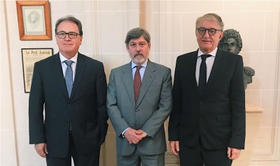 Reunião na embaixada brasileira em Paris traça estratégias para promover Ceará na França