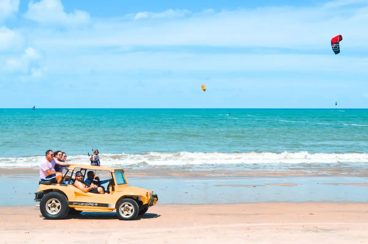 Setur projeta 1,04 milhão de turistas no Ceará na alta estação 2025/2026