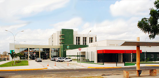Governador inaugura o maior hospital do interior do Ceará