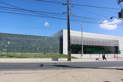 Governo do Estado inaugura mais uma Escola Profissionalizante em Fortaleza