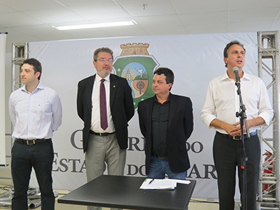 Governador assina protocolo para a realização dos Jogos Escolares da Juventude e visita o CFO