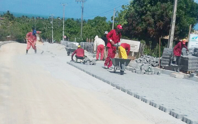 Trecho da Rodovia CE-543 tem pavimentação quase concluída