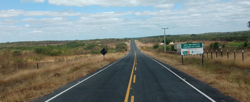 Governo do Ceará inaugura pavimentação e restauração de rodovias em Santa Quitéria