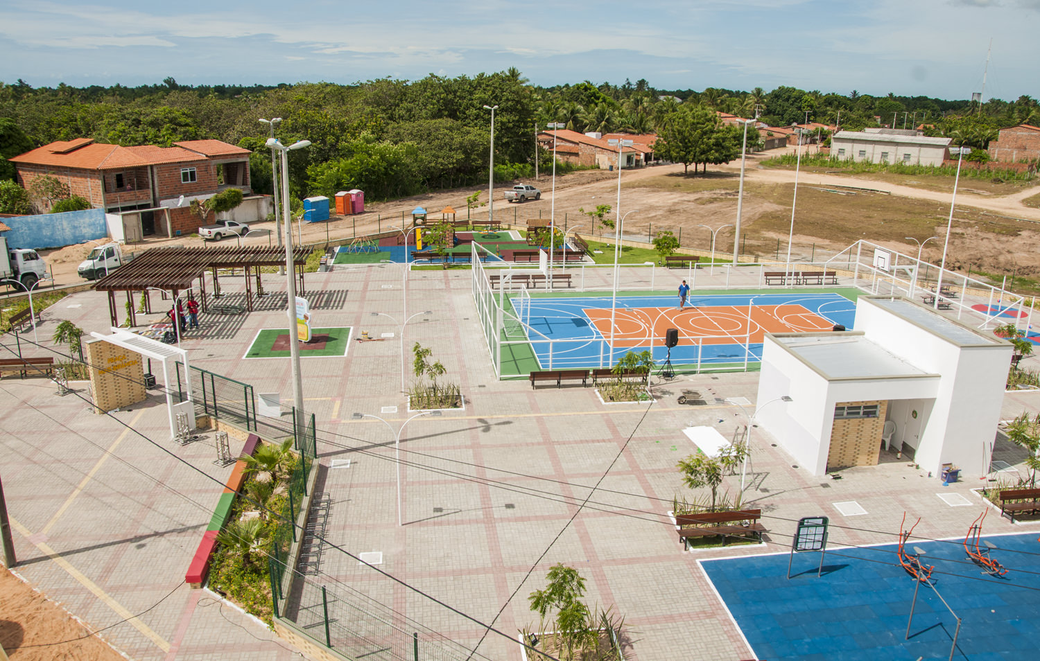 Três brinquedopraças são entregues à população em novembro