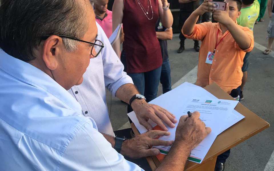 Assinada ordem de serviço para obras de recuperação da rodovia CE-366
