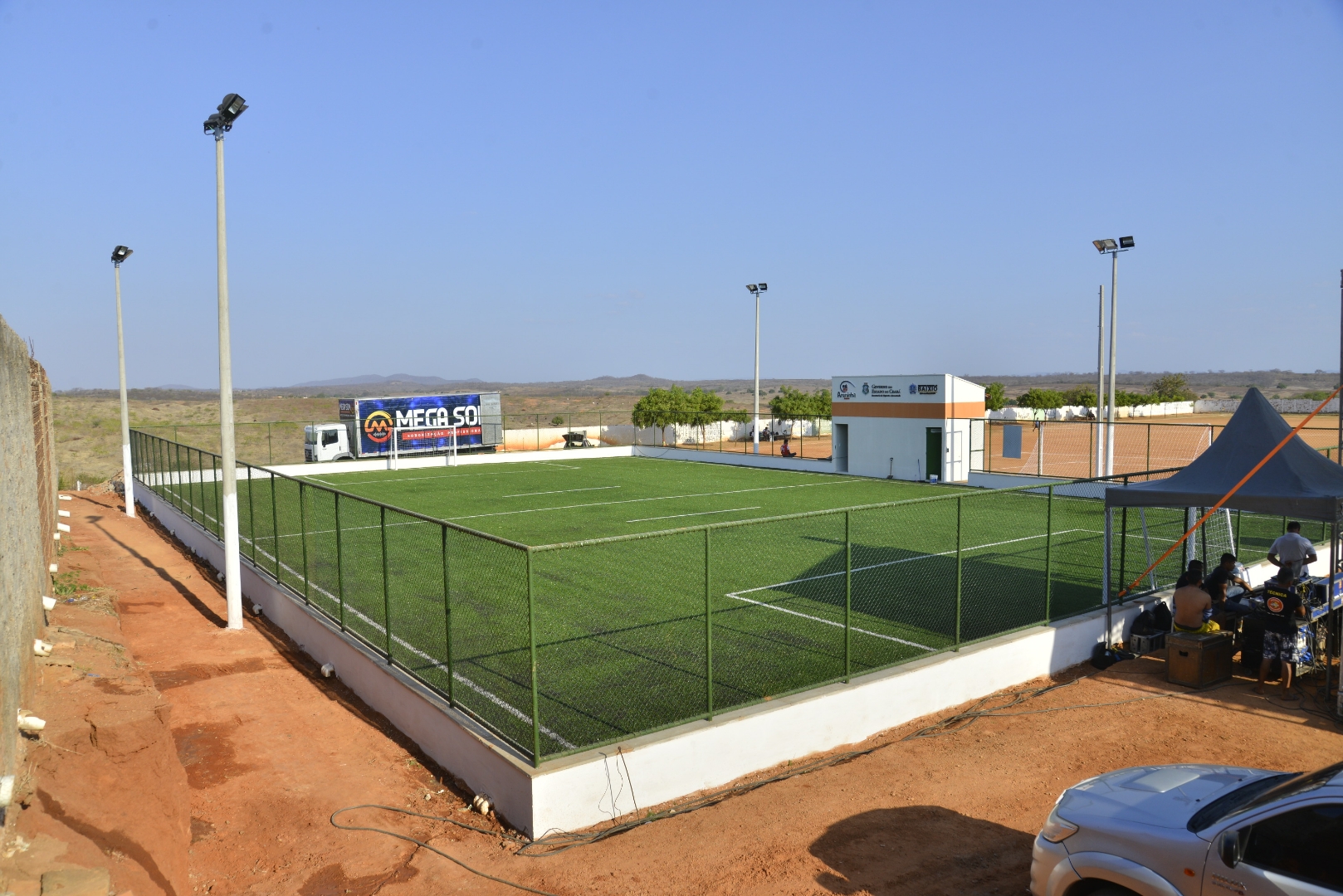 Governo do Ceará entrega a 61ª areninha no município de Baixio