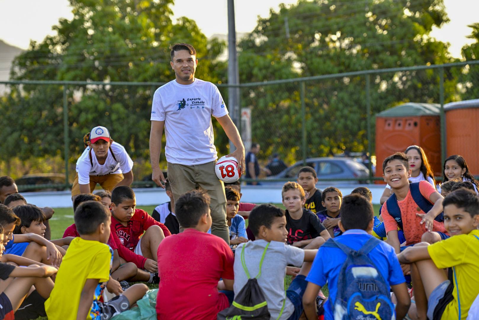 Implantação de Areninha em Tururu busca requalificar vida da população local