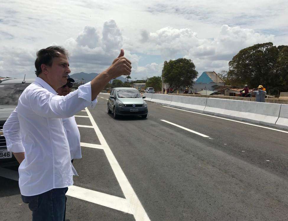 Viaduto da CE-060 sobre o Anel Viário é liberado para o tráfego de veículos
