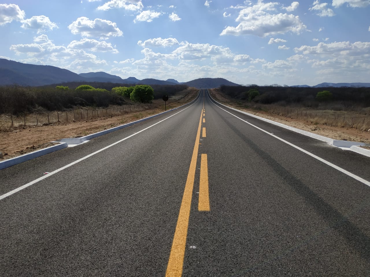 Obras rodoviárias da divisa com o Rio Grande do Norte serão entregues até o fim do ano