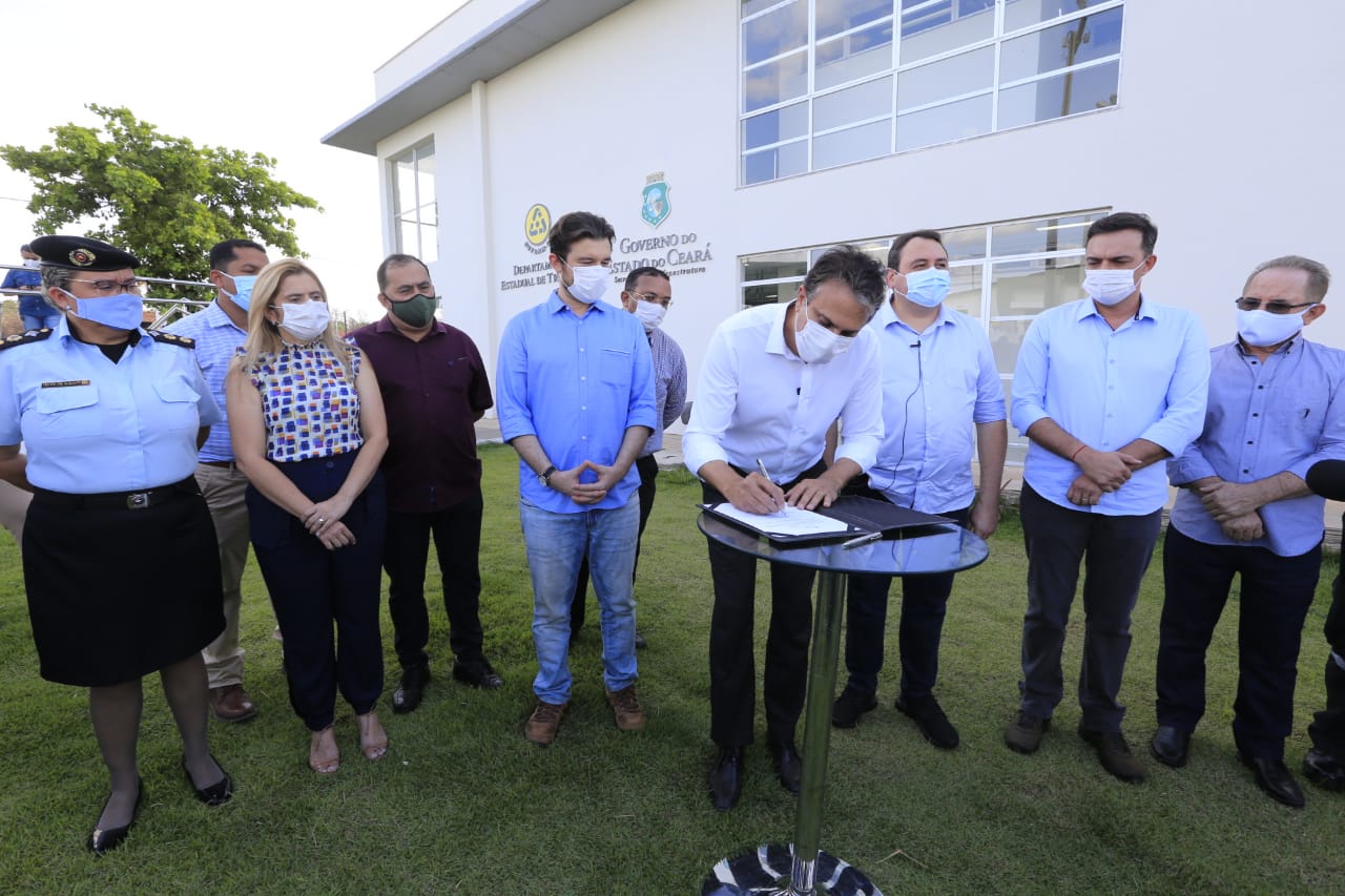 Governo do Ceará vai construir Casa da Mulher Cearense e nova Escola Militar em Juazeiro do Norte