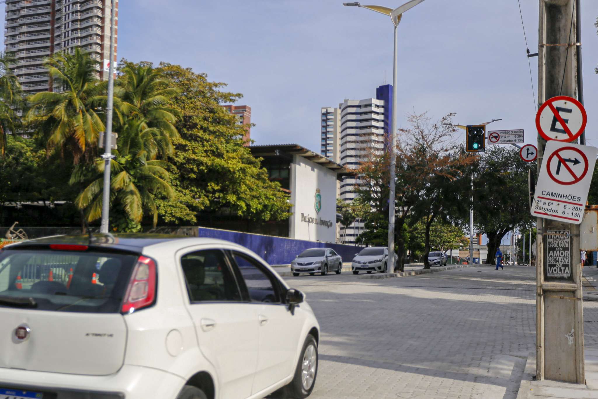 Av. Barão de Studart tem tráfego liberado
