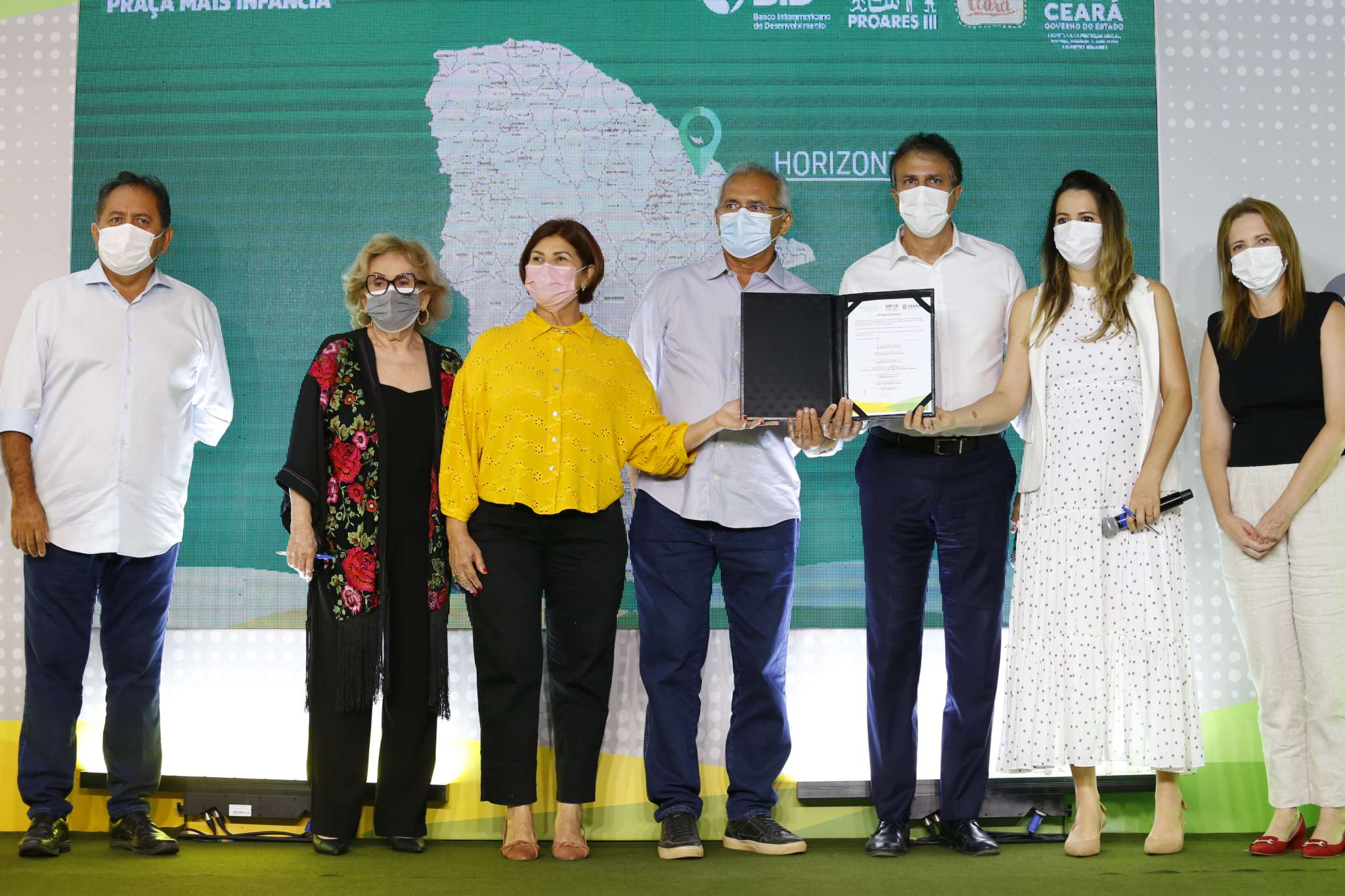 Governo do Ceará assina ordem de serviço de 14 equipamentos sociais; Investimento é de R$ 18,9 milhões