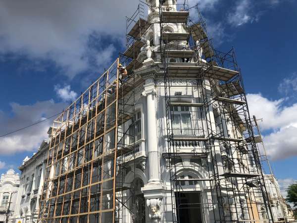 Fachadas do Palácio da Fazenda passam por processo de restauração