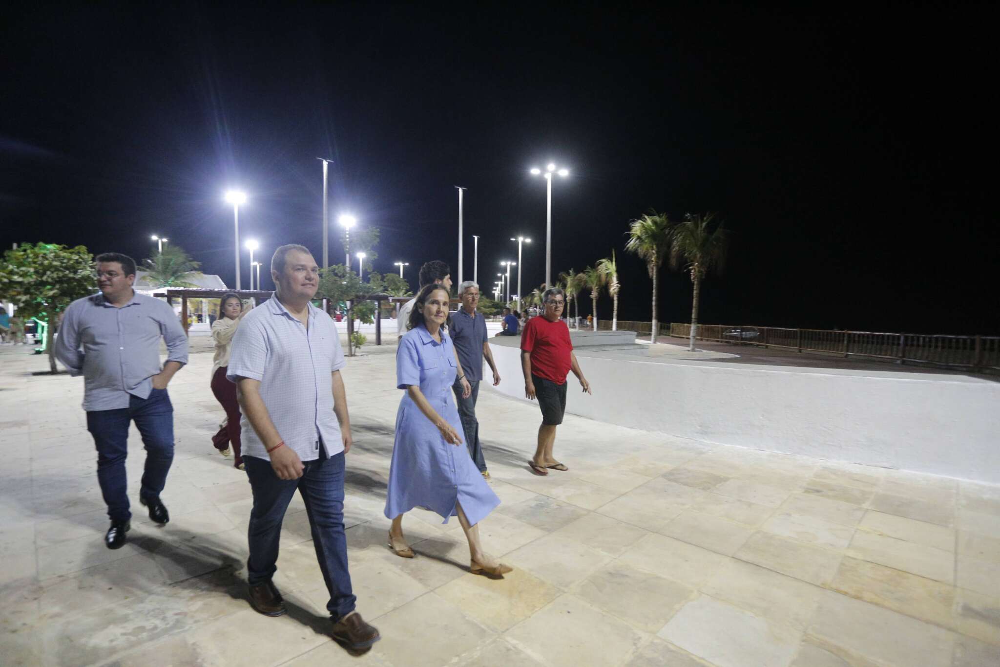 Governo do Ceará entrega revitalização da orla de Mundaú para fortalecer turismo em Trairi