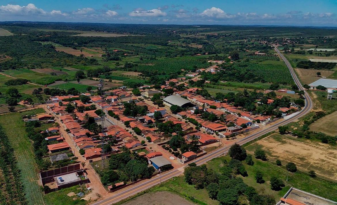 Comunidades de Ibiapina se beneficiam com entrega da pavimentação da CE-253, na região serrana da Ibiapaba