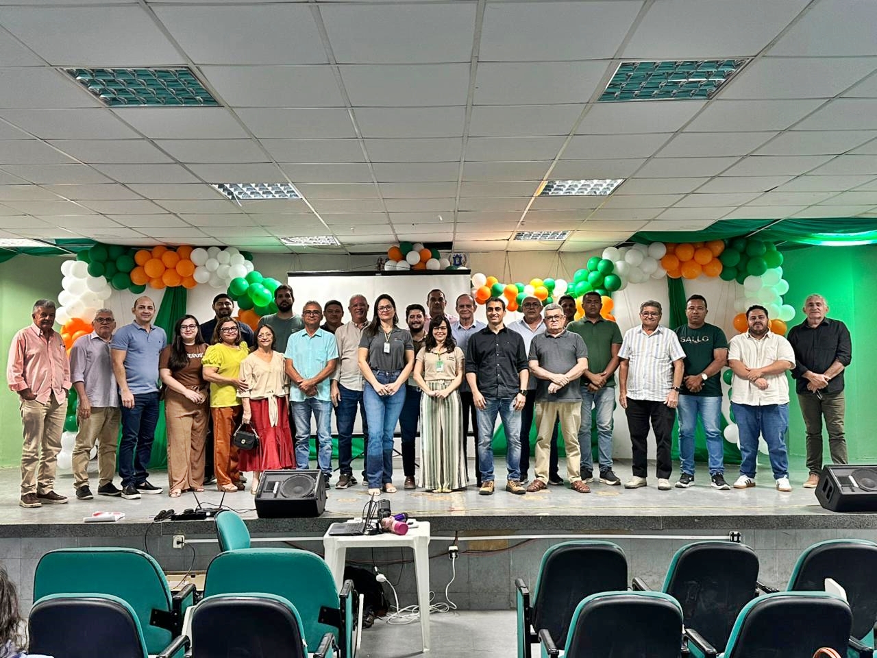 Em Iguatu, SOP se reúne com população para debater melhorias para CE-282