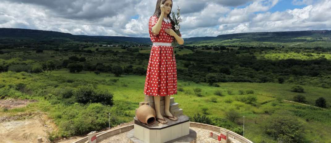 Em Santana do Cariri, Governo do Ceará entrega complexo religioso com homenagem à Beata Menina Benigna