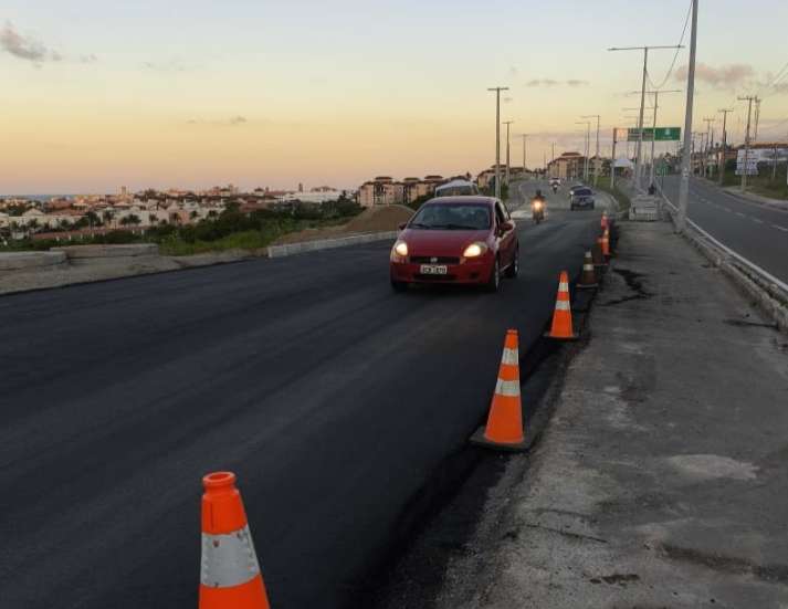 Com recuperação concluída, trânsito da CE-025 é normalizado no Porto das Dunas