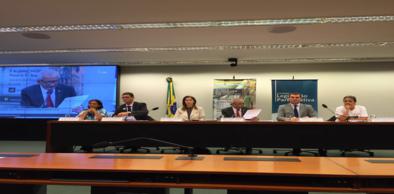 Josbertini defende manutenção do Bolsa Família