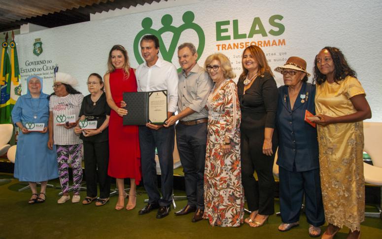 Governador anuncia criação da Casa da Mulher Cearense nas principais regiões do Estado