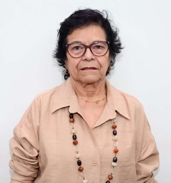 Carmem Leão