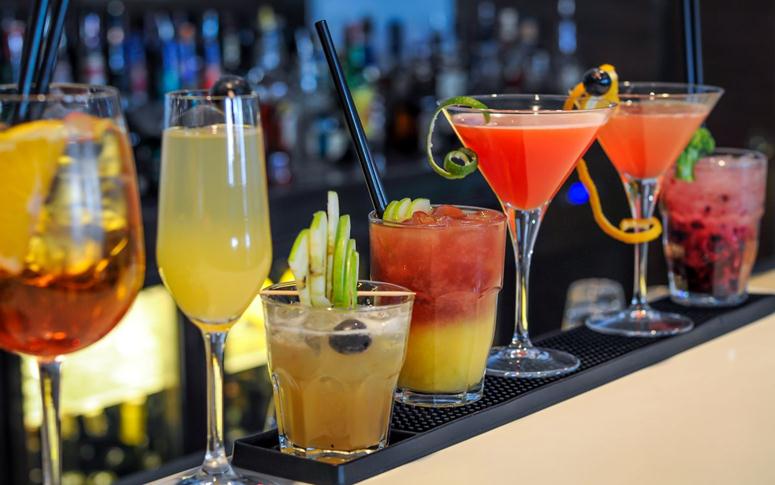 Curso oferta 35 vagas para capacitação em bartender