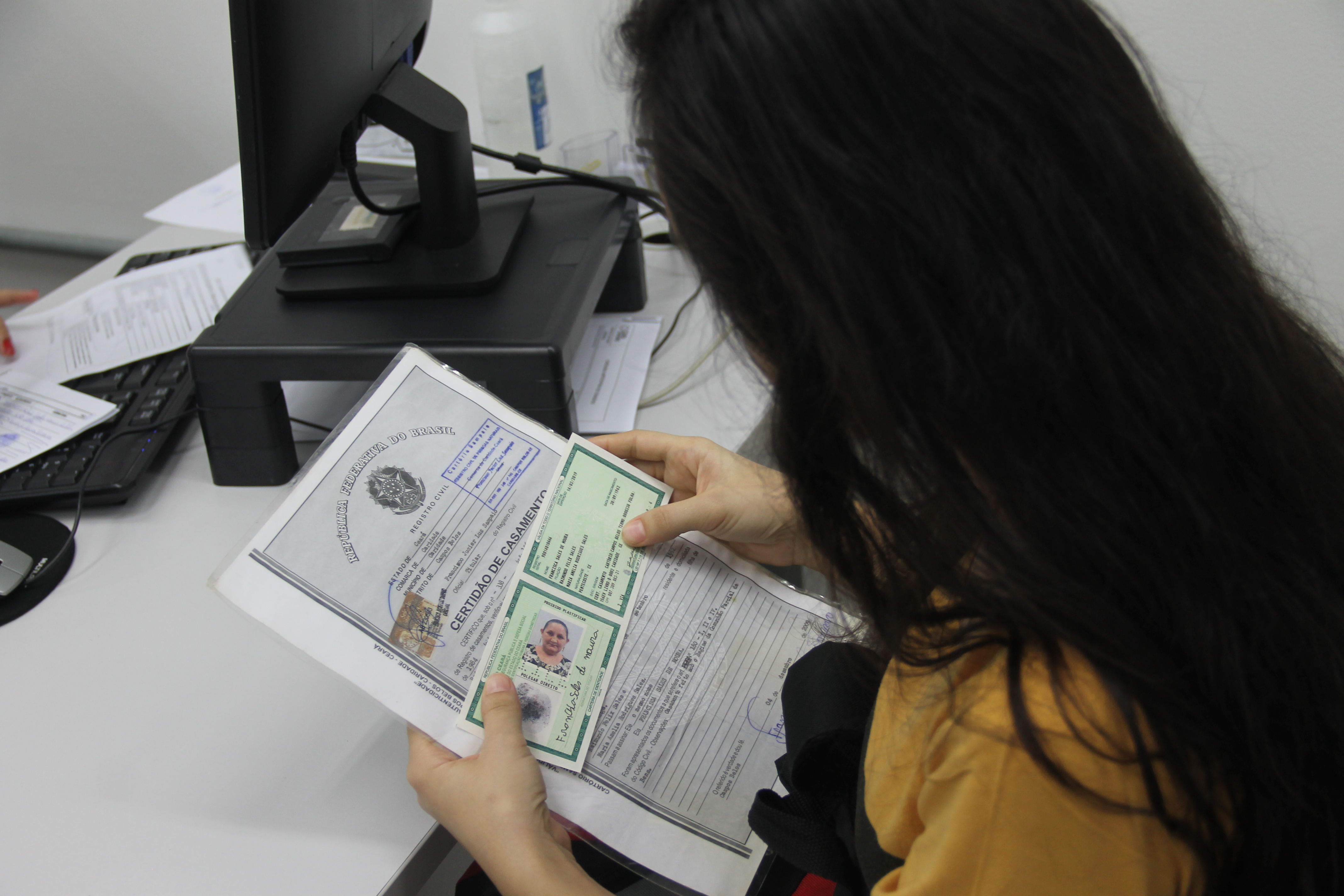 Emissão de RG pode ser realizada nos Vapt Vupt e nas Casas do Cidadão