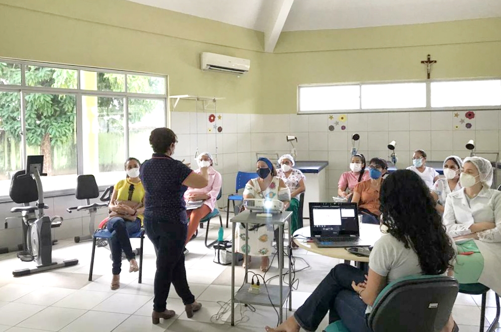 SPS e Uece realizam capacitação para colaboradores do Abrigo dos Idosos