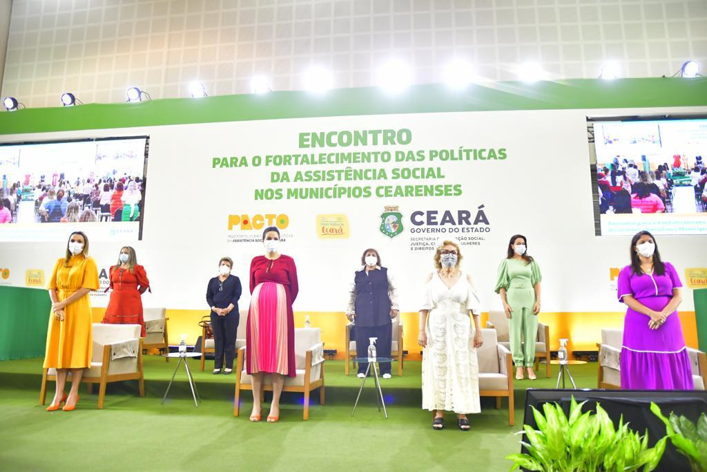 Parceria e engajamento marcam abertura de encontro para fortalecimento da assistência social no Ceará