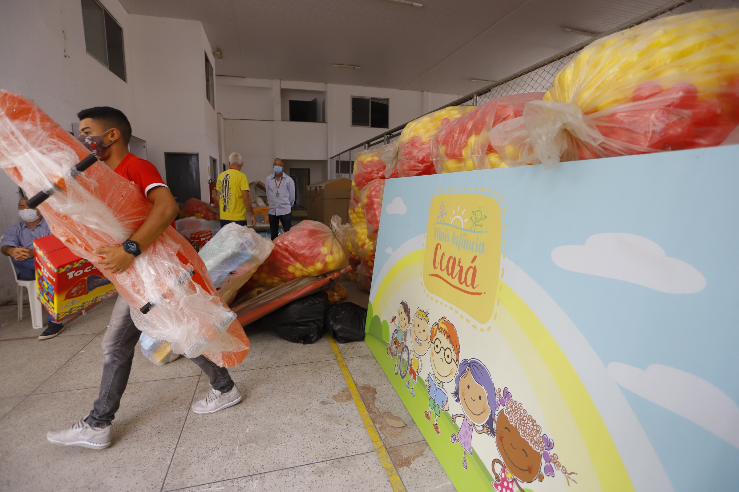 Mais sete kits de brinquedocreche são entregues aos municípios