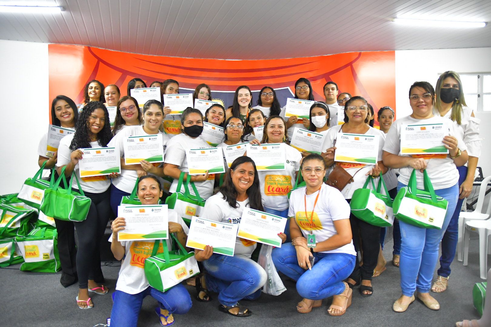 Complexo Mais Infância: Alunas certificadas encontram ponto de partida para futuro profissional