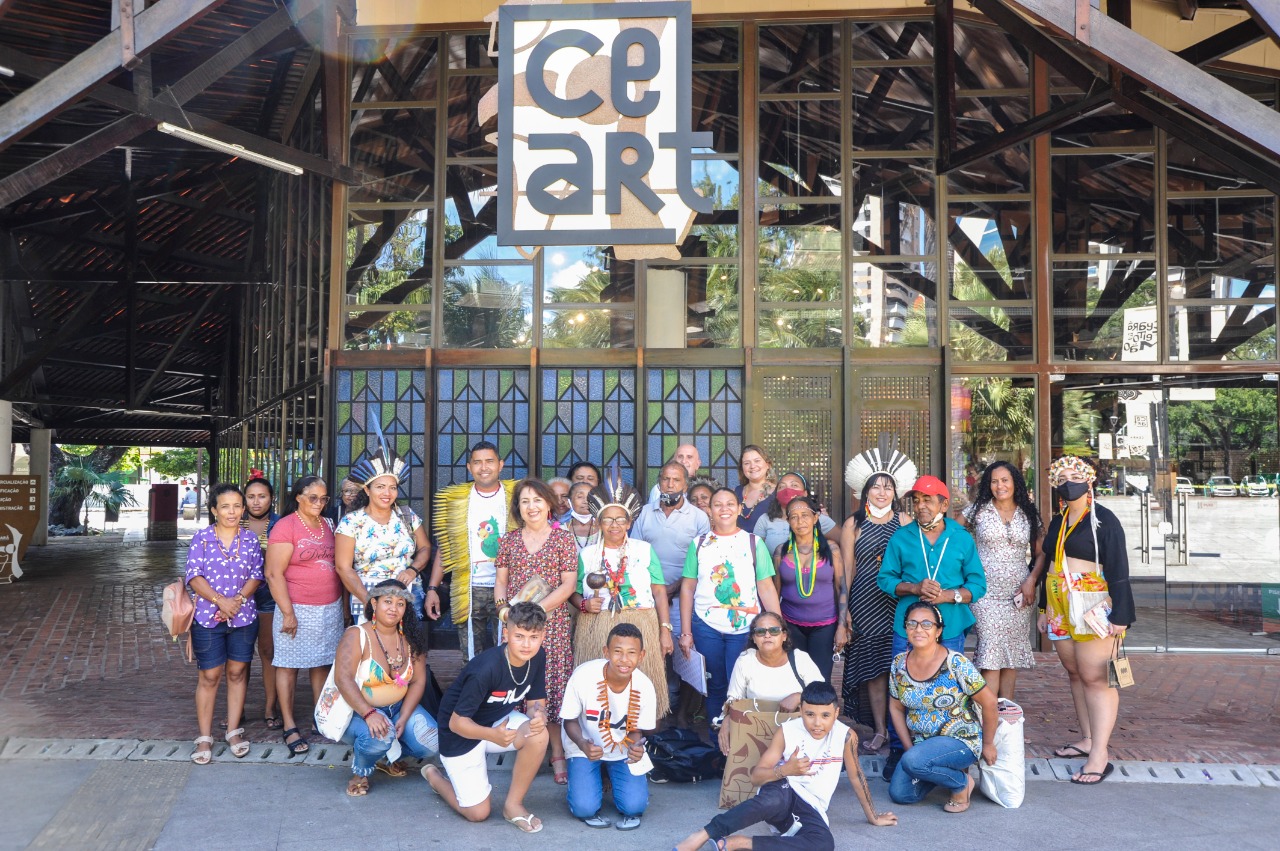 CeArt recebe visita de grupo de artesãos indígenas Pitaguary