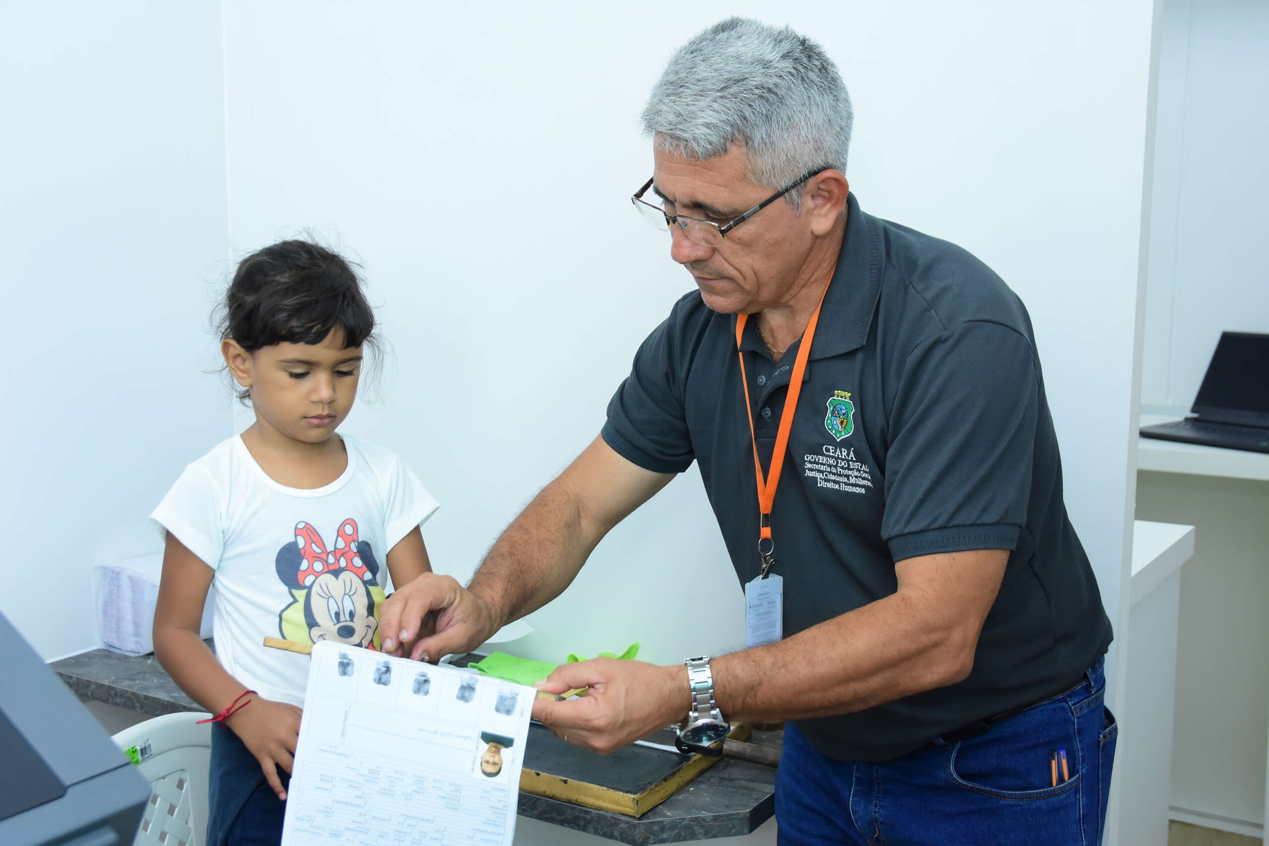 Caminhão do Cidadão inicia rota de serviços por quatro bairros de Fortaleza