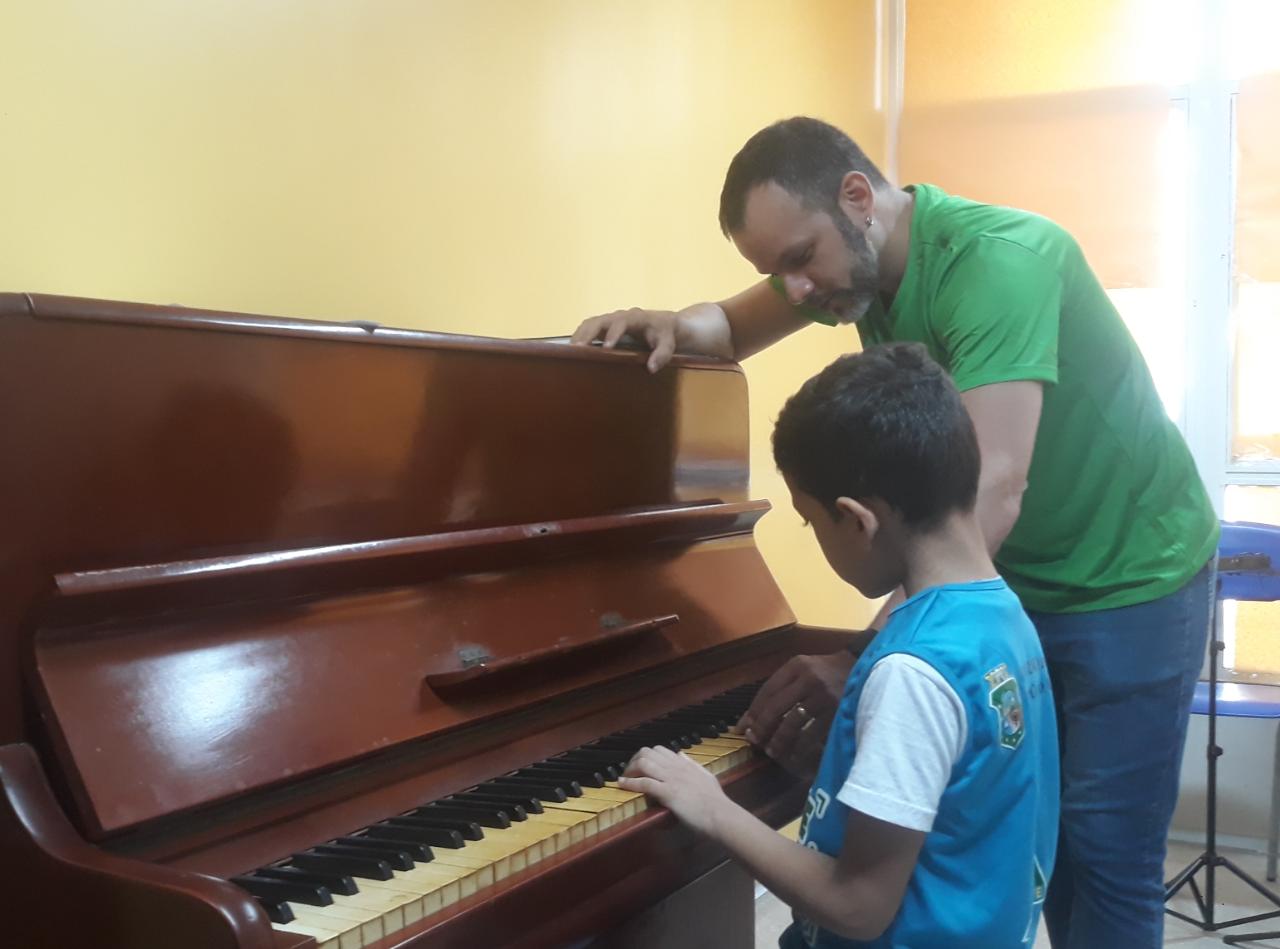 Parque Dom Aloísio Lorscheider oferta aulas de música gratuitas para todas as idades, em Fortaleza