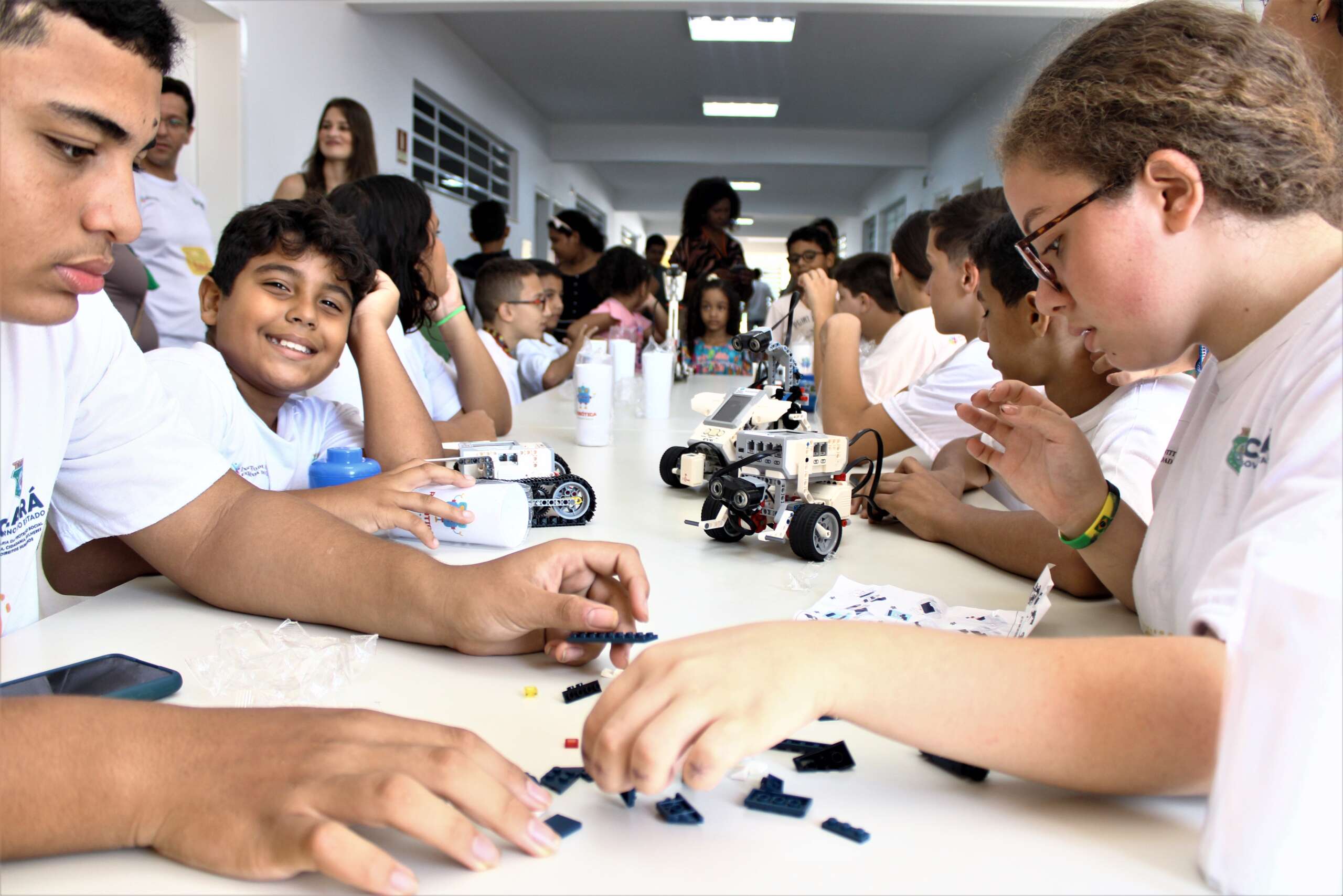 No Complexo Mais Infância do Curió, adolescentes fortalecem a autonomia a partir das aulas de Robótica