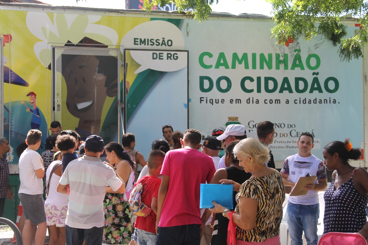 Caminhão do Cidadão percorre sete municípios