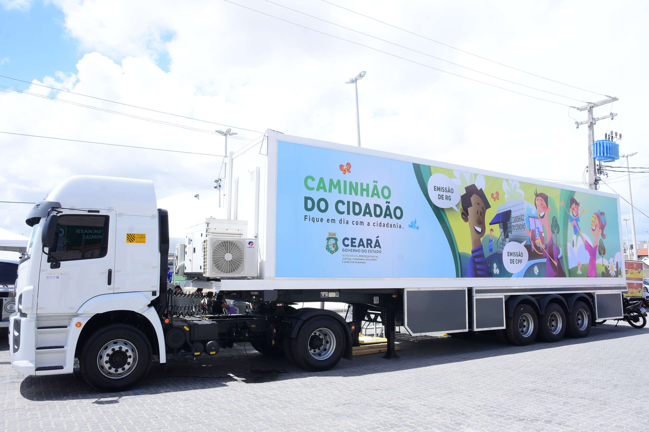 Caminhão do Cidadão vai atender 18 comunidades em oito municípios na próxima semana