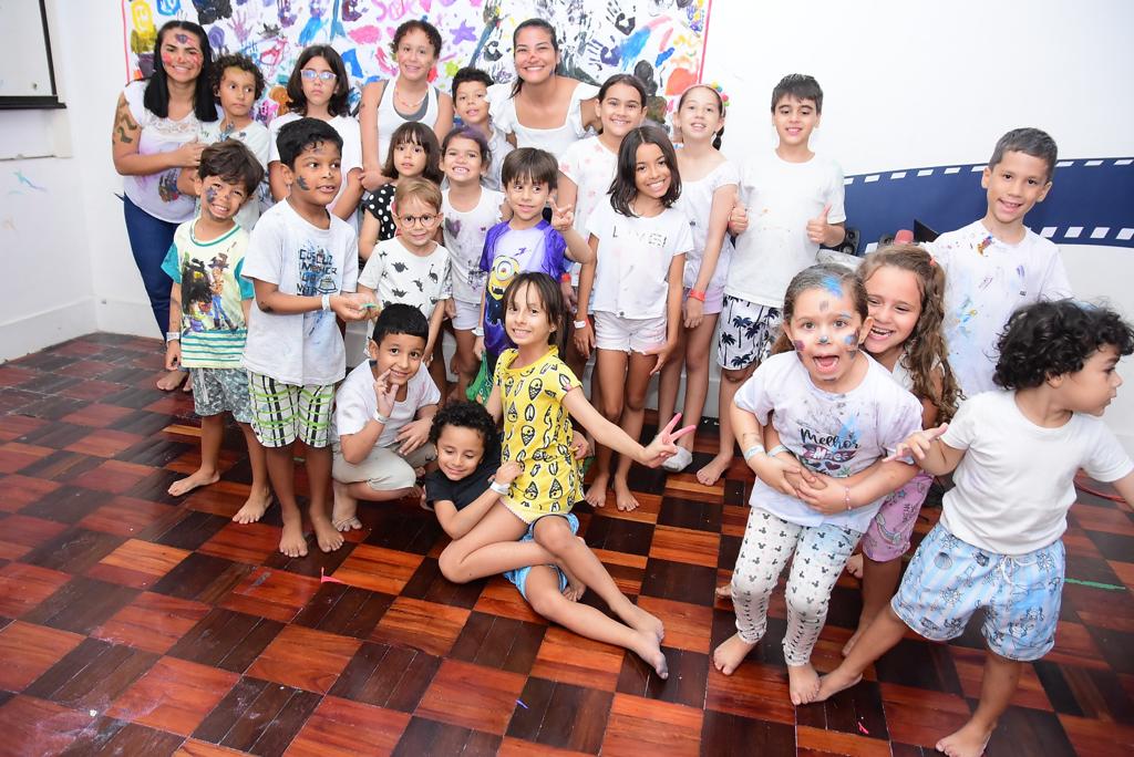 Espaço Mais Infância: programação de janeiro inicia com espetáculo circense