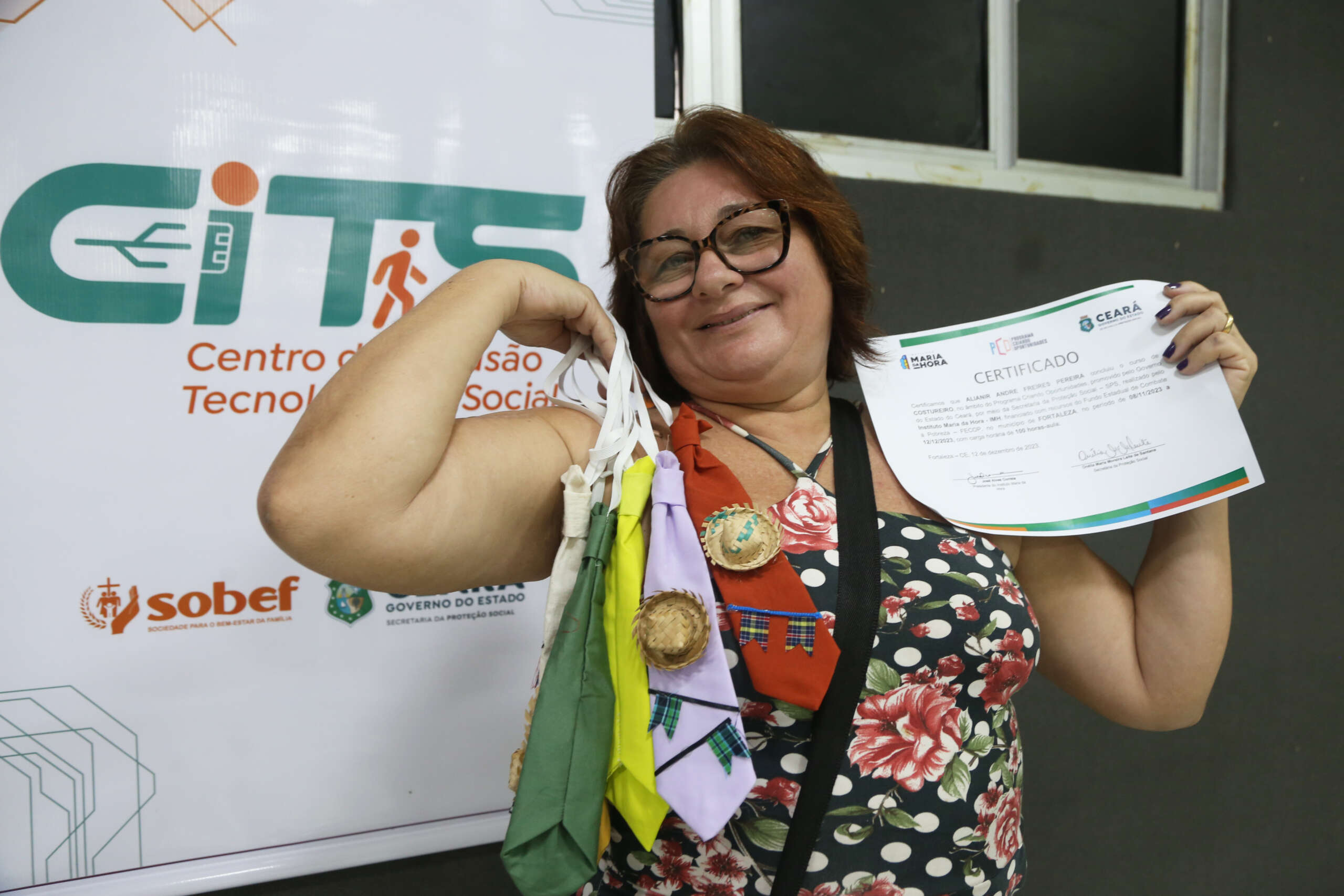 Em um mês, mais de 500 pessoas recebem certificado de qualificação profissional