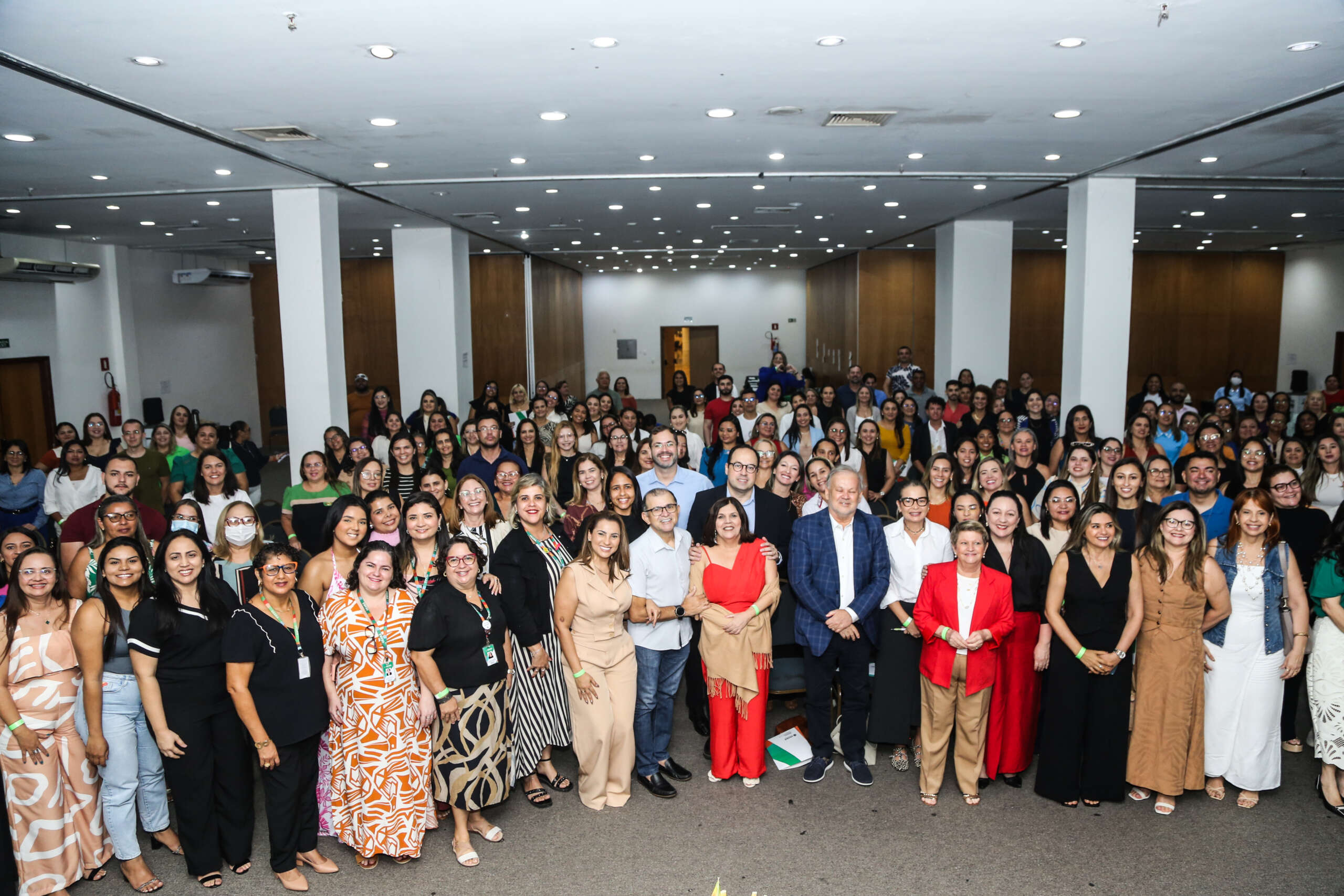 Avanços e continuidade de políticas para a primeira infância cearense ganham destaque em Encontro Estadual