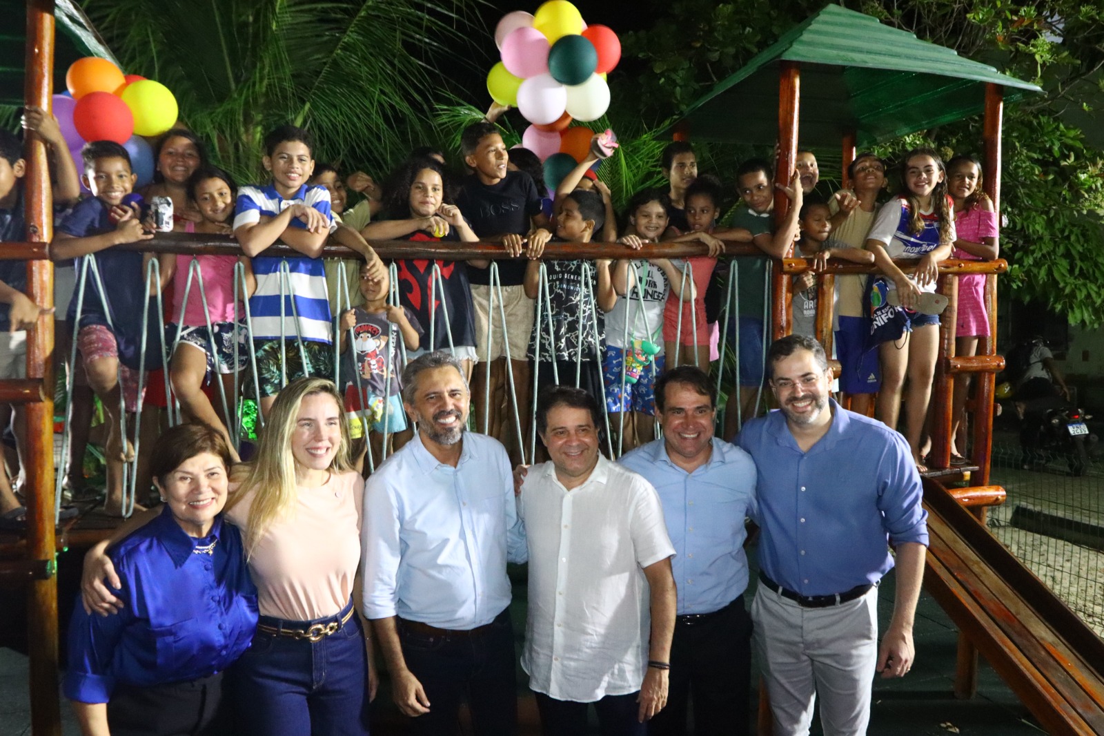Com investimento superior a R$ 1 milhão, Governo do Ceará entrega Zona Viva no bairro Edson Queiroz, em Fortaleza