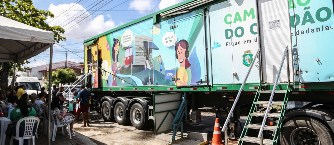 Caminhão do Cidadão atende população de Fortaleza, Caucaia, Novo Oriente, Umirim e Trairi
