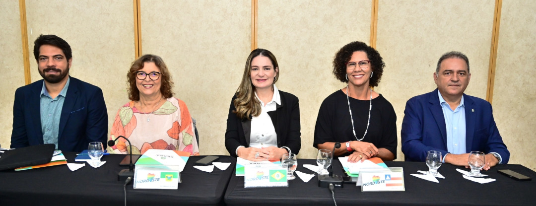 Fortaleza sedia reunião da Câmara Temática de Assistência Social do Consórcio Nordeste